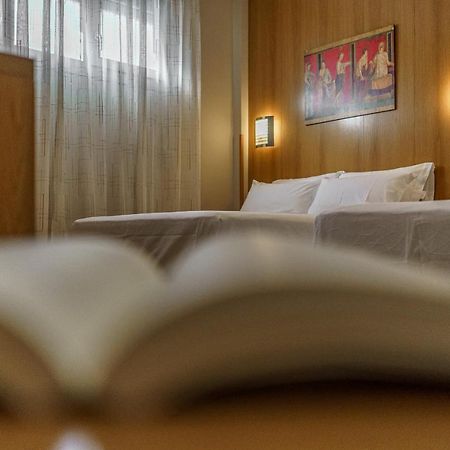 Hostal Acueducto Los Milagros メリダ エクステリア 写真