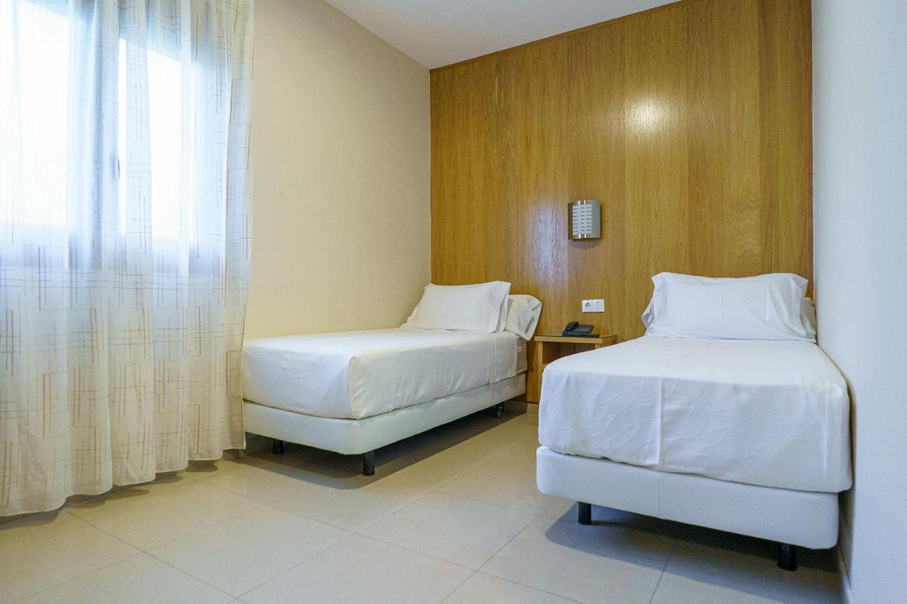 Hostal Acueducto Los Milagros メリダ エクステリア 写真