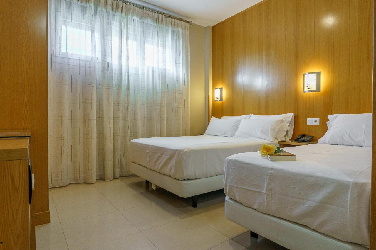 Hostal Acueducto Los Milagros メリダ エクステリア 写真